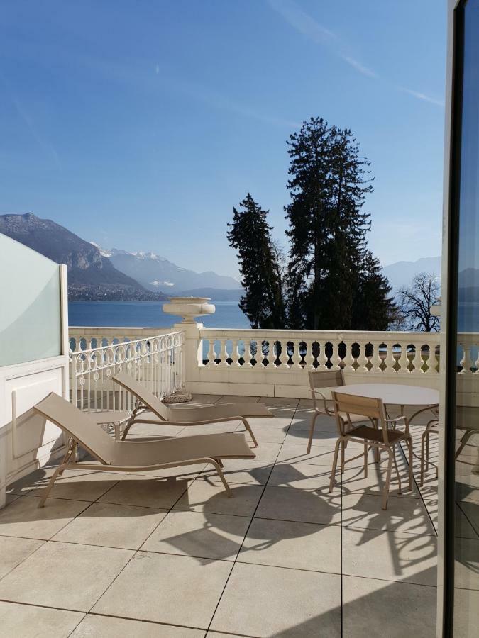 Deluxe Zimmer mit Terrasse – Zugang zum Spa inbegriffen – Reservierung erforderlich – am See